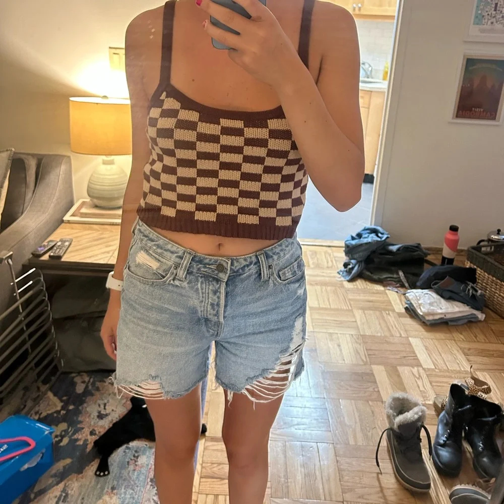 Checkered tank - Picture 1 of 1